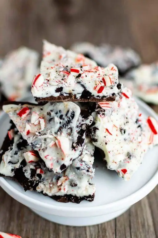 Peppermint Bark with Oreos