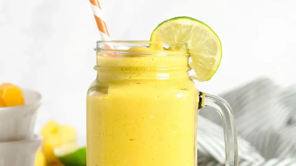 Pineapple Mango Turmeric Juice