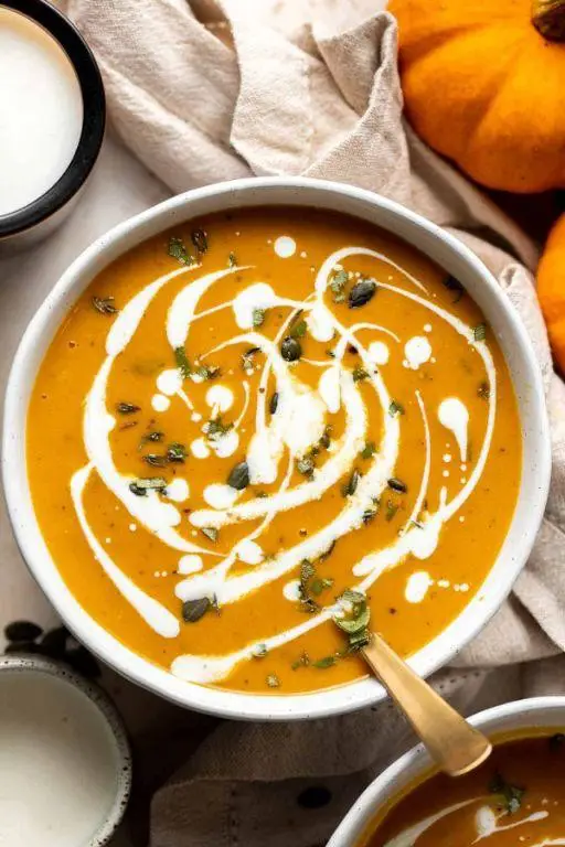 Pumpkin Coconut Curry Soup