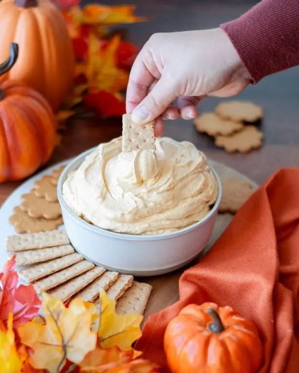 Pumpkin Spice Cool Whip Dip
