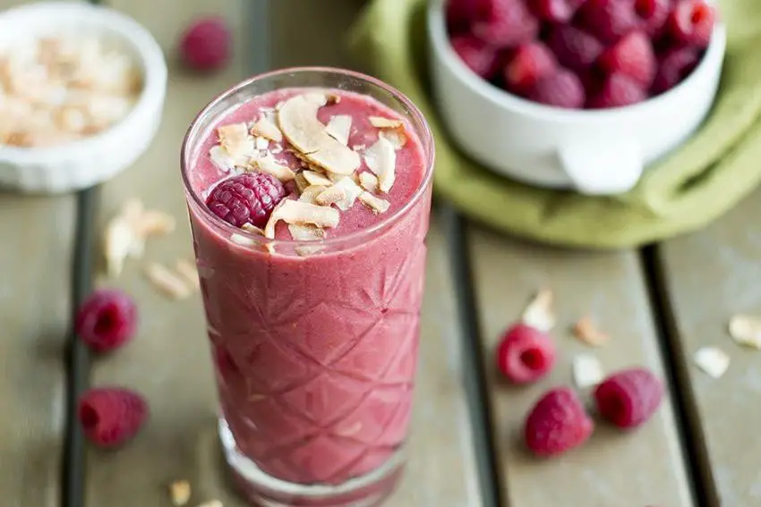 Raspberry Coconut Smoothie
