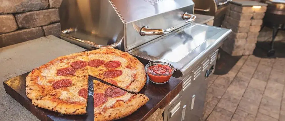 Recteq Grilled Pizza