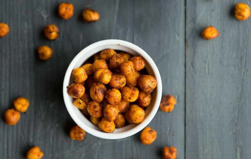 Roasted Chickpeas with Smoked Paprika