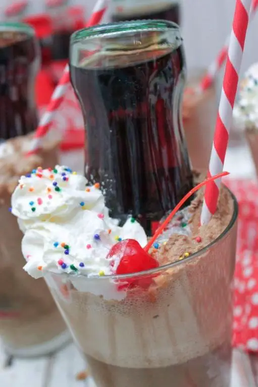 Rum and Coke Float