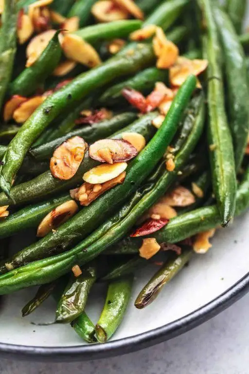 Sautéed Green Beans with Almonds