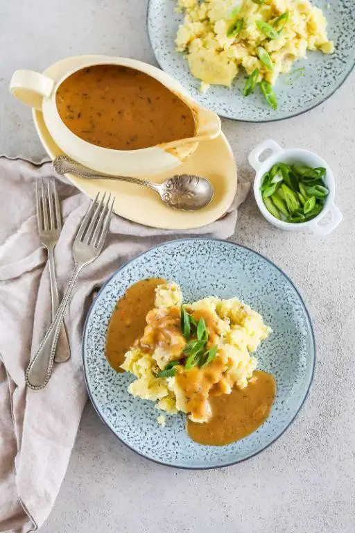 Savory Nutritional Yeast Gravy