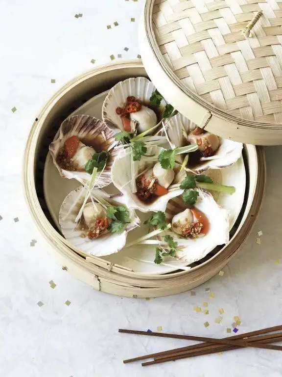 Scallops with Ginger and Soy Glaze