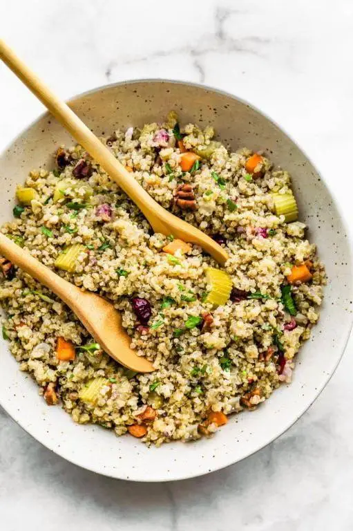 Slow Cooker Mediterranean Quinoa and Vegetable Pilaf