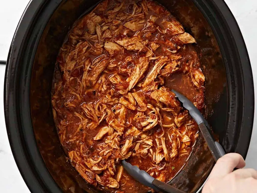Slow Cooker Salsa Chicken