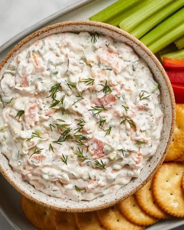 Smoked Salmon and Dill Dip with Sour Cream