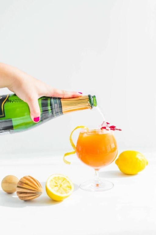 Sparkling Paper Plane with Prosecco