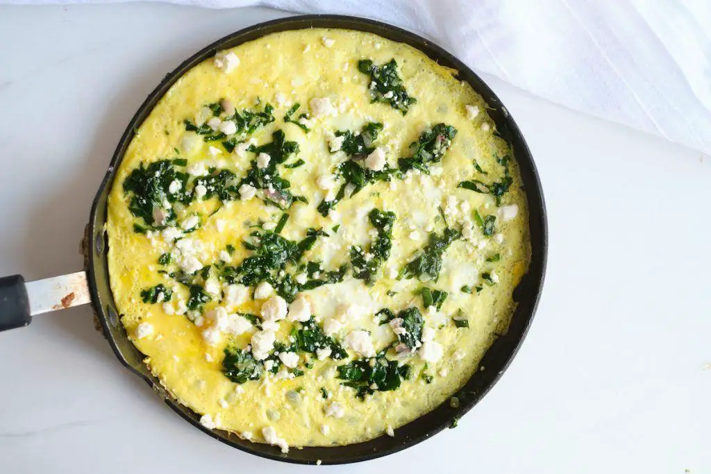 Speedy Spinach and Feta Omelette