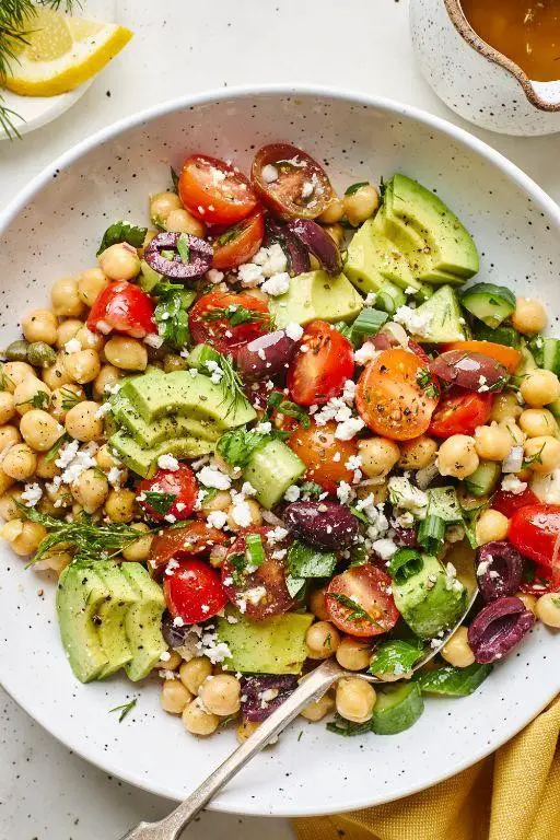 Spicy Chickpea Salad with Avocado