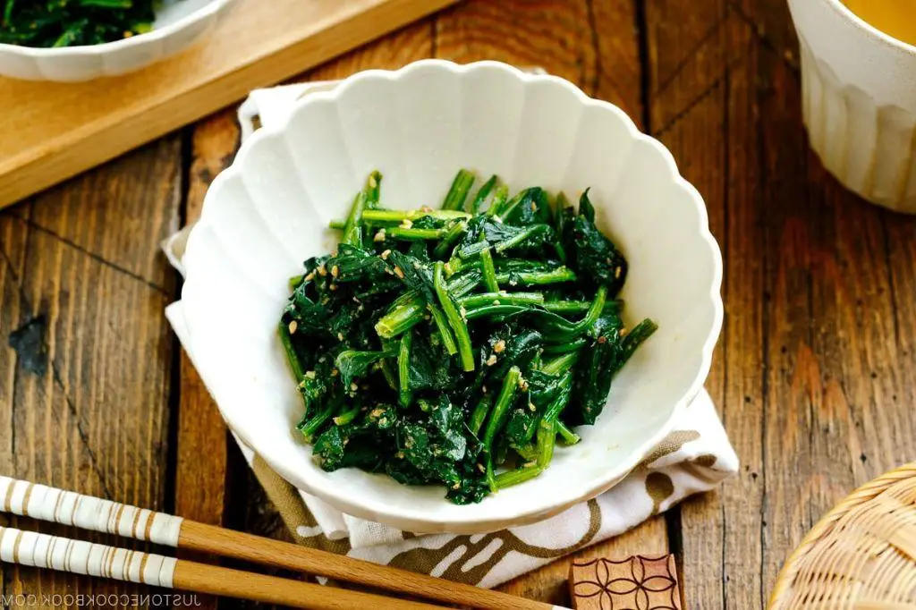 Spinach Gomaae