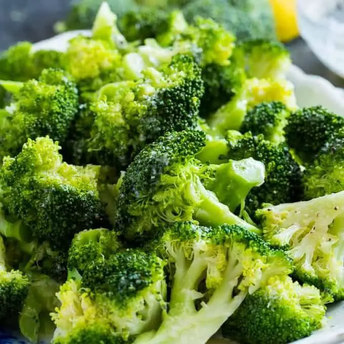 Steamed Broccoli with Lemon Butter