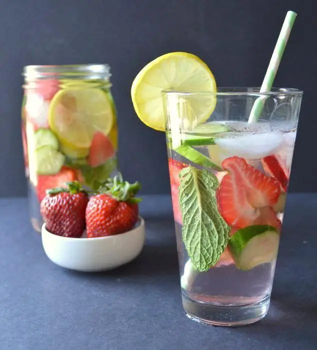 Strawberry Cucumber Mint Juice