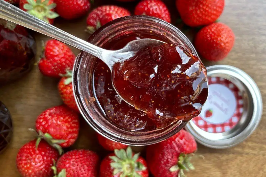 Strawberry Preserve with Balsamic Vinegar