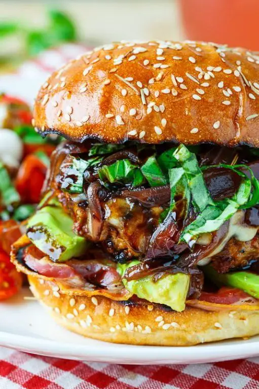 Sun-Dried Tomato and Basil Turkey Burger