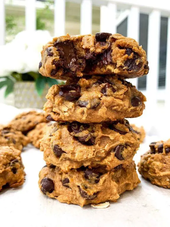 Sweet Potato Breakfast Cookies with Oats and Chocolate Chips