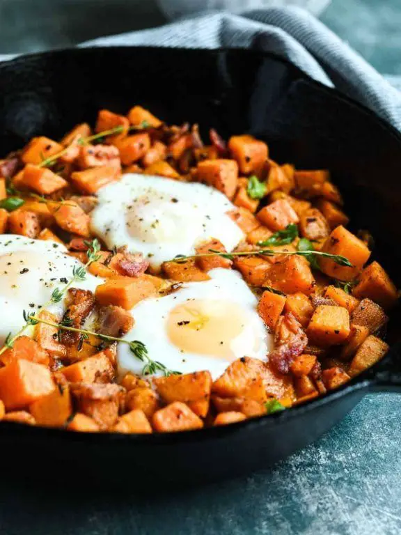 Sweet Potato and Bacon Breakfast Skillet