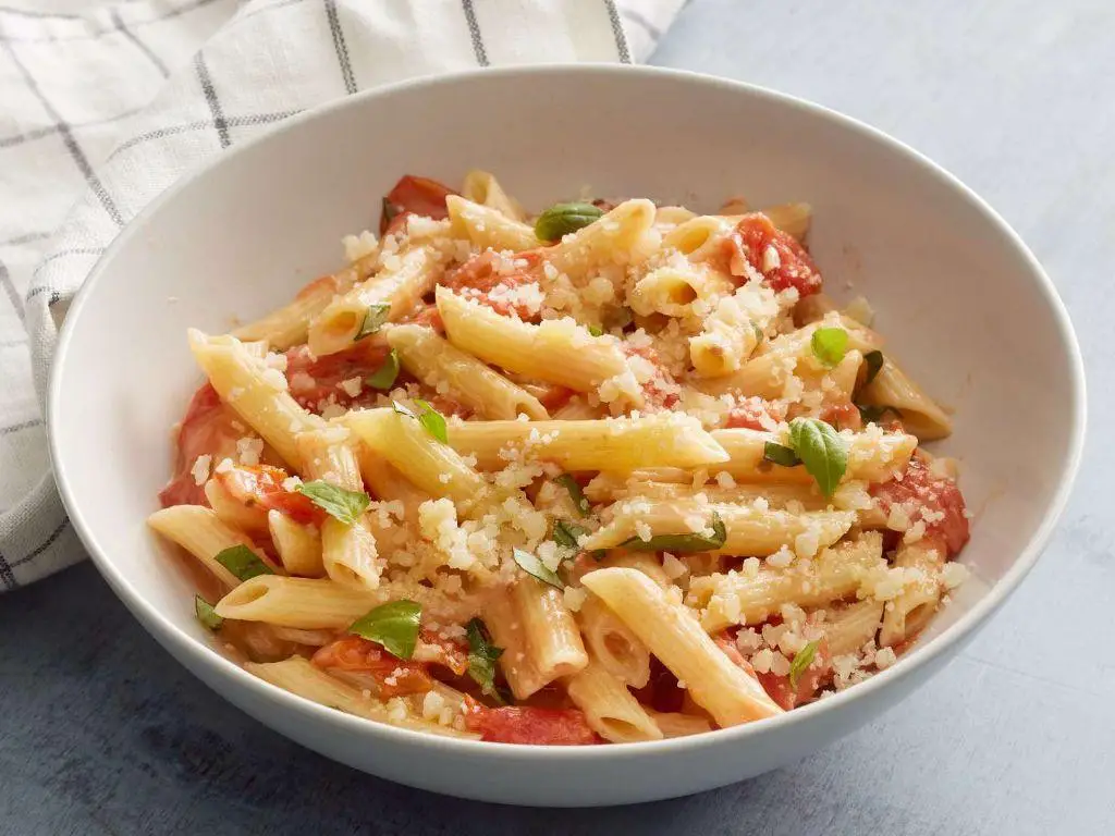 Tomato Basil Penne Pasta