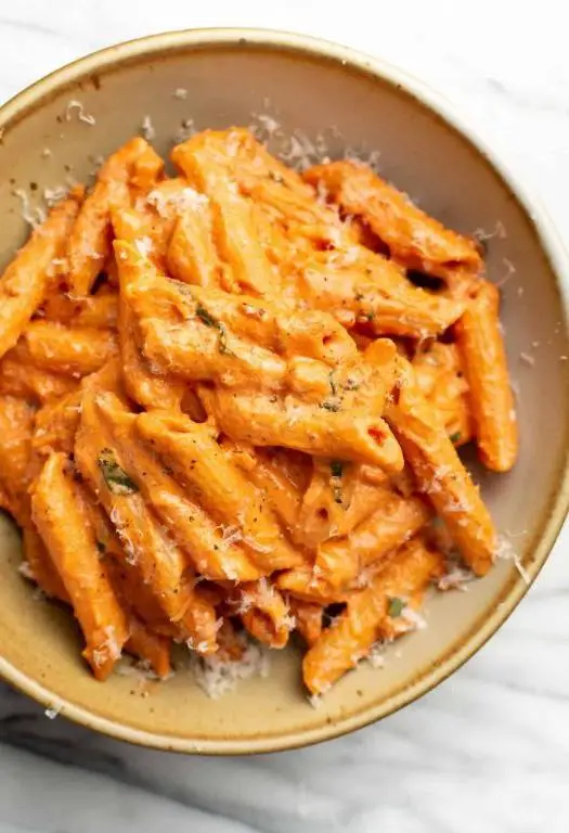 Tomato and Goat Cheese Pasta