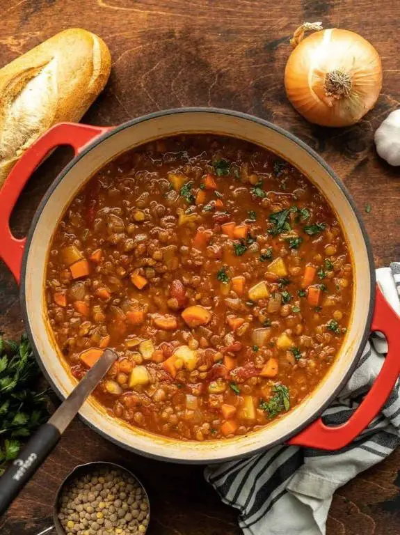 Tomato and Lentil Pasta Soup