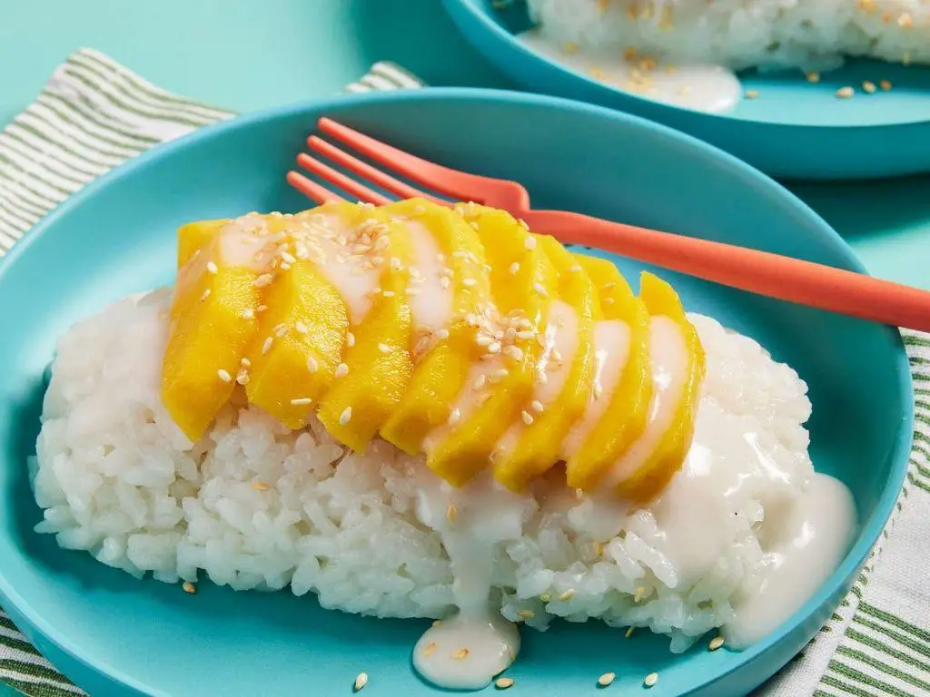 Traditional Thai Mango Sticky Rice