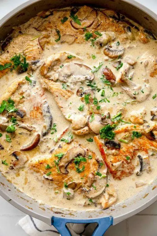 Turkey Cutlets with Mushroom Cream Sauce