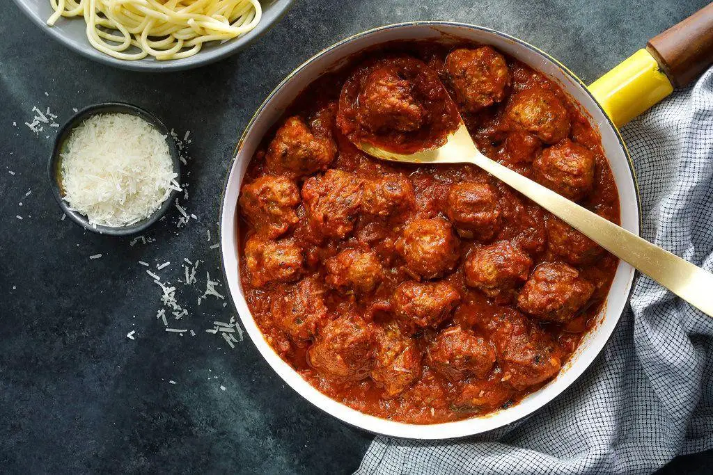 Turkey Meatballs in Tomato Sauce