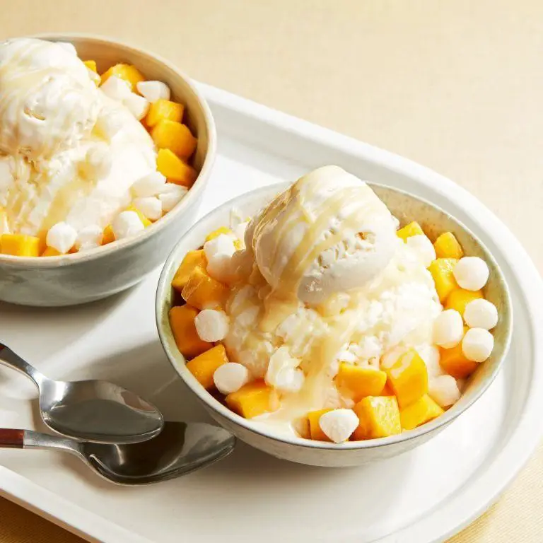 Vanilla Bean Shaved Ice with Caramel Drizzle