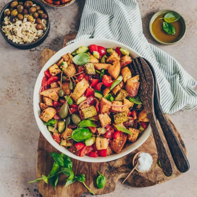 Vegan Panzanella Salad with Tofu