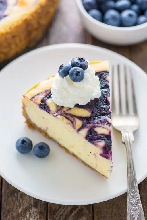 White Chocolate Blueberry Cheesecake